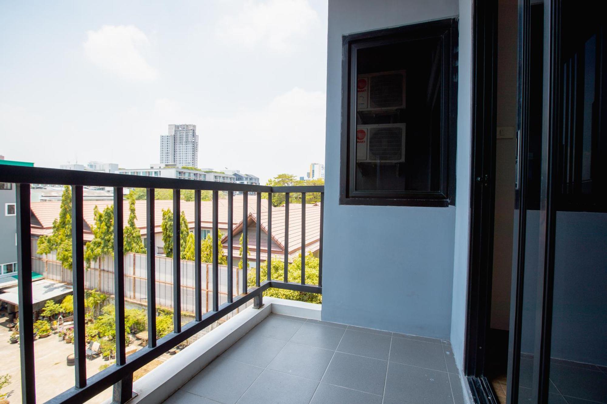 בנגקוק Room 36 Service Apartment מראה חיצוני תמונה